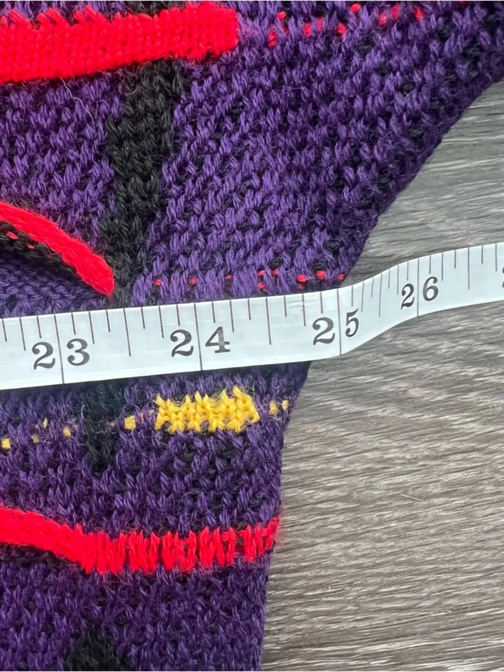 Authentic Vintage COOGI Australia 3D Knit Sweater - Purple & Black Abstract - Picture 7 of 9